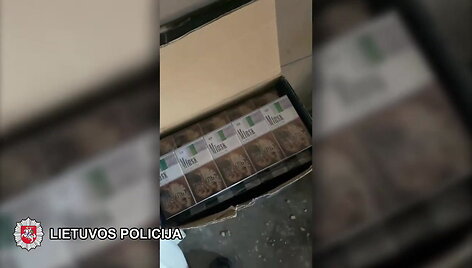 siaulietis-garaze-slepe-daugiau-nei-8-tukst-pakeliu-nelegaliu-rukalu