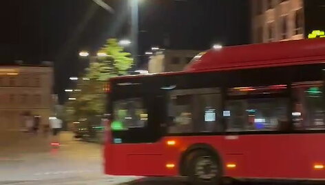 vilniuje-troleibusas-prispaude-moteri
