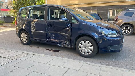 Vilniuje per avariją sužeistas motociklininkas