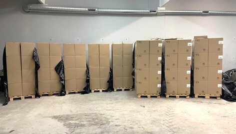 Pasieniečiai sulaikė pusę milijono i&scaron; Latvijos gabentų nelegalių cigarečių pakelių