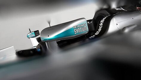 &bdquo;Mercedes W05&rdquo; bolido užuominos