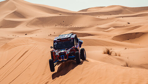 &bdquo;BRO Racing&ldquo; komanda antrąją &bdquo;Baja Marocco&ldquo; dieną