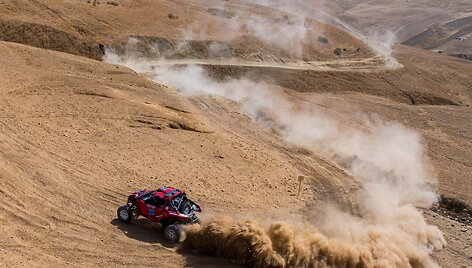 &bdquo;Izotono sportas&ldquo; ekipažas &bdquo;Rallye du Maroc&ldquo; pirmame etape