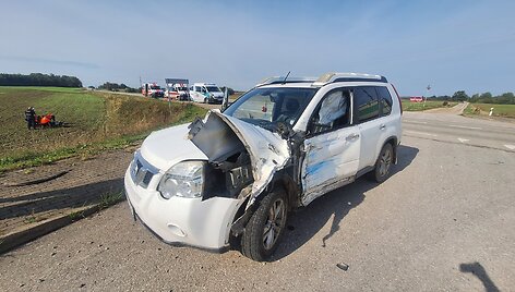 Motociklo ir automobilio avarija Ukmergės rajone
