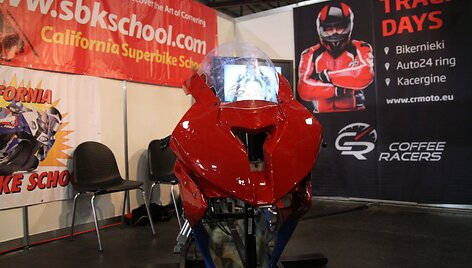 &bdquo;Motorcycle 2015&ldquo; paroda