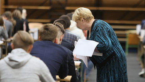 Valstybiniai egzaminai Joniškyje