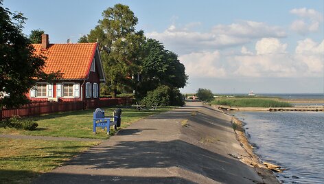 Pervalka - kur žvejai per kopas vilko laivus