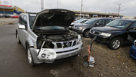 Automobilių prekyba Šiauluose ir Radviliškyje