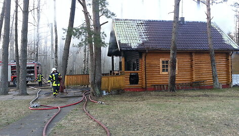 &Scaron;ilutės rajone degė pirtis