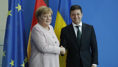 Volodymyras Zelenskis ir Angela Merkel