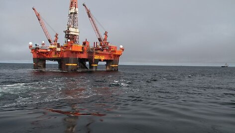 Karos jūroje &bdquo;Exxon Mobil&ldquo; rado didžiulį naftos telkinį