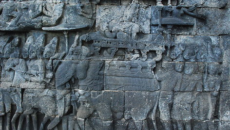 Saulės pasitikimas Borobuduro šventykloje 