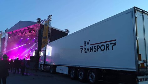 RV Transport vilkikas