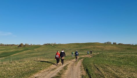 Neregiai žygiavo "Camino Lituano" keliu