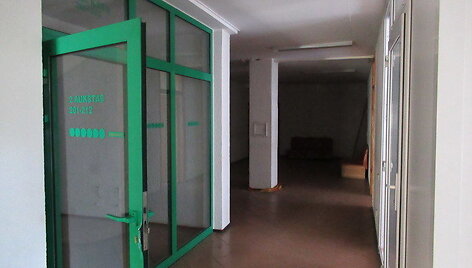 Turto bankas parduoda pastatą Dūmų gatvėje 