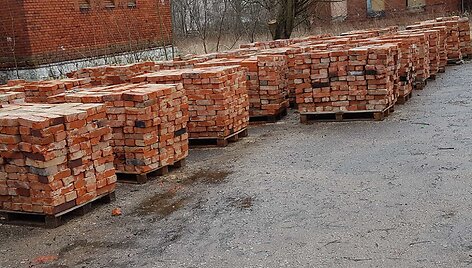 Parduodamos autenti&scaron;kos voki&scaron;kos plytos