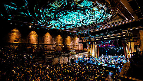 Po 30 metų atgimę teatro rūmai