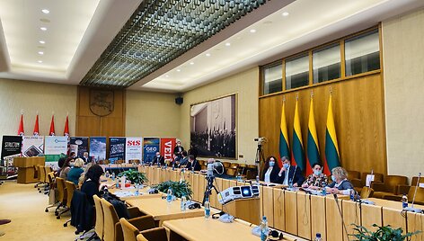 Projekto &bdquo;I&scaron;manusis miestas VII&ldquo; atidarymo akimirka