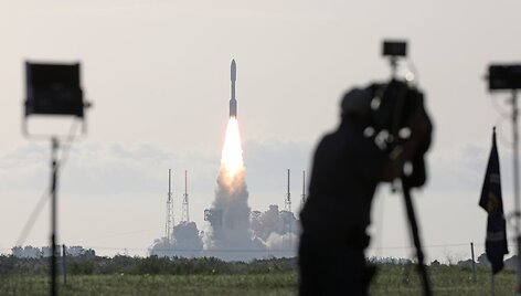 Zondą &bdquo;Perseverance&ldquo; ne&scaron;ančios raketos &bdquo;Atlas V&ldquo; startas