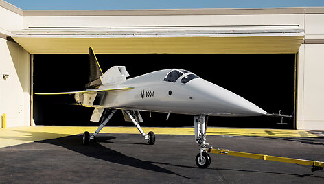 &bdquo;Boom Supersonic&ldquo; demonstracinis lėktuvas XB-1 paruo&scaron;tas skrydžiui