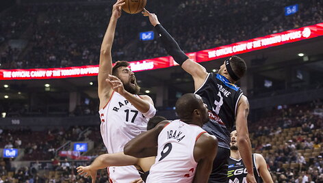 &bdquo;Toronto Raptors&ldquo; ikisezoninėse rungtynėse įveikė Melburno &bdquo;United&ldquo; komandą 38 ta&scaron;kų skirtumu.