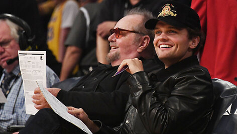 &bdquo;Los Angeles Lakers&ldquo; krep&scaron;ininkai pranoko &bdquo;Dallas Mavericks&ldquo; komandą NBA rungtynėse.