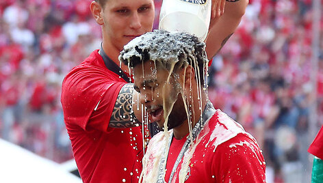 Miuncheno &bdquo;Bayern&ldquo; futbolininkai septintą kartą i&scaron; eilės tapo Vokietijos čempionais.
