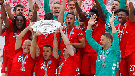 Miuncheno &bdquo;Bayern&ldquo; futbolininkai septintą kartą i&scaron; eilės tapo Vokietijos čempionais.