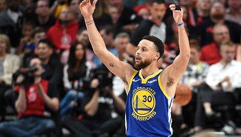 &bdquo;Golden State Warriors&ldquo; krep&scaron;ininkai pirmauja serijoje prie&scaron; &bdquo;Blazers&ldquo; 3-0.