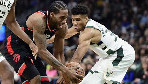 „Milwaukee Bucks“ krepšininkai antrą kartą palaužė „Raptors“.