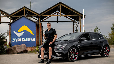 Danas Rapšys sėdo prie „Renault Megane R.S. Trophy“ vairo.