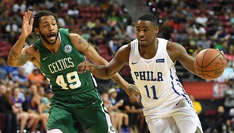 Demetrius Jacksonas (dešinėje) žaidė „Philadelphia 76ers“ gretose.