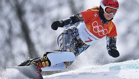 Ester Ledecka iškovojo antrąjį aukso medalį, šįkart snieglenčių sporto varžybose.