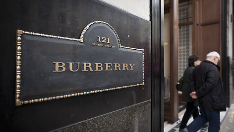 Mados namų „Burberry“ parduotuvė Londone