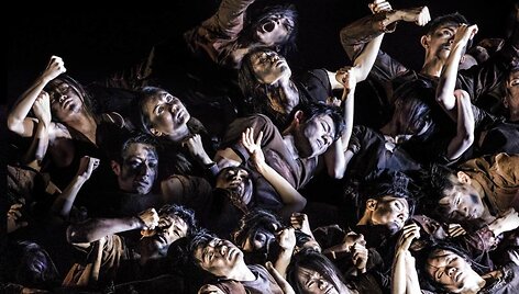 &bdquo;Cloud Gate&ldquo; &scaron;okio teatras, spektaklis &bdquo;Dulkė&ldquo;