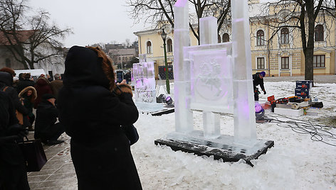 Ledo skulptūrų gamyba