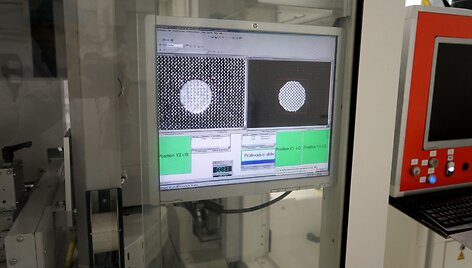 &bdquo;Soli Tek&ldquo; gamina &bdquo;dviveidžius&ldquo; saulės modulius &ndash; elektrą i&scaron;gauna abi pusės