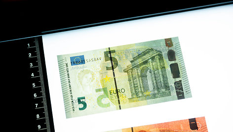 Penkių eurų banknotas