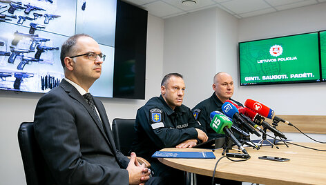 Martynas Jovai&scaron;a, Linas Pernavas, Rolandas Ki&scaron;kis