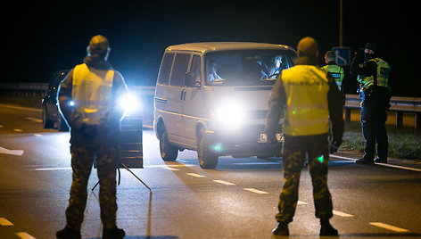 Policijos kontrolės postas Nemenčinės plente