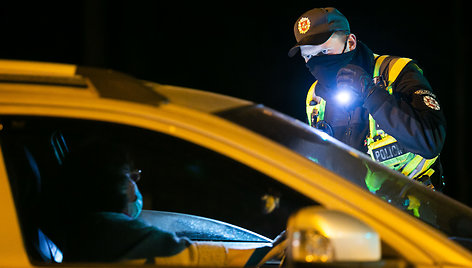 Policijos kontrolės postas Nemenčinės plente