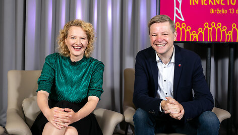 Au&scaron;rinė Armonaitė ir Remigijus &Scaron;ima&scaron;ius