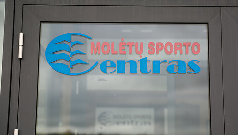 Molėtų stadionas ir sporto centras