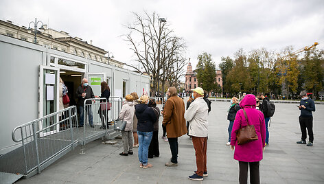 Antroji i&scaron;ankstinio Seimo rinkimų balsavimo diena