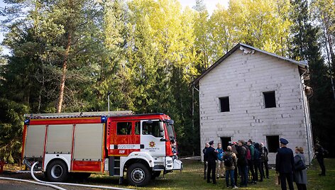 Spaudos konferencija &bdquo;Kaip i&scaron;sigelbėti i&scaron; gaisro&ldquo;