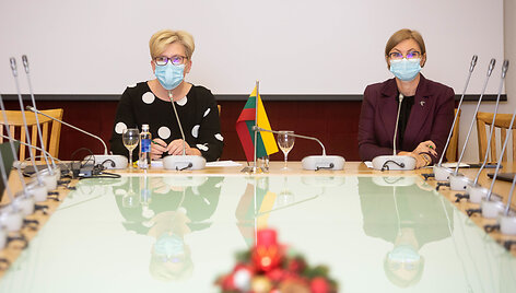 Ingrida &Scaron;imonytė ir Au&scaron;rinė Norkienė