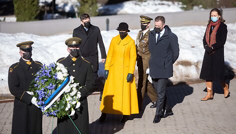 Gėlių padėjimo ceremonija Antakalnio kapinėse