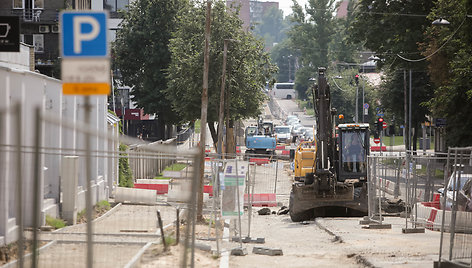 Gatvės ir dviračių tako įrengimo darbai Algirdo gatvėje