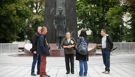 Vinco Kudirkos aikštė po valandos nuo mitingo pradžios