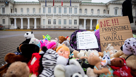 Protestas prieš galimybių pasą vaikams nuo 12 metų